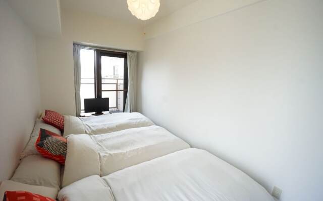 Terry's Apartment Shinsaibashi East I G12F