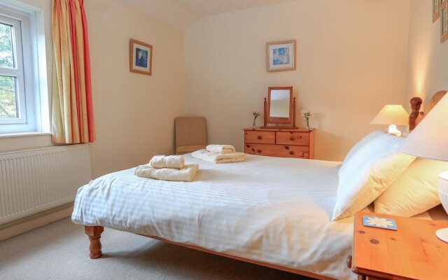 4 Rosemount Court