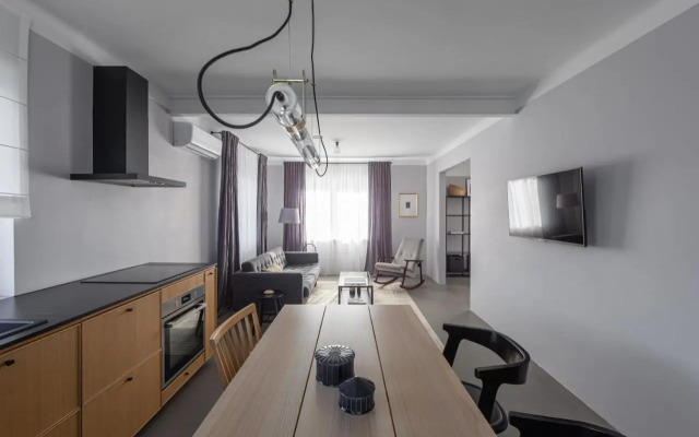 Minimalist. Apartment & Studio
