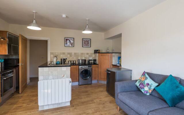 80 Kingsway
