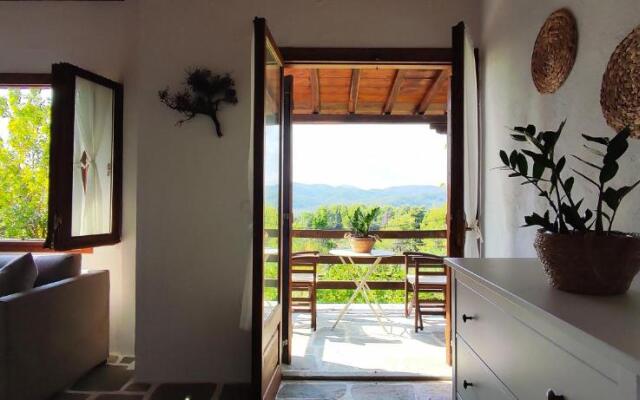 Lithos Residence