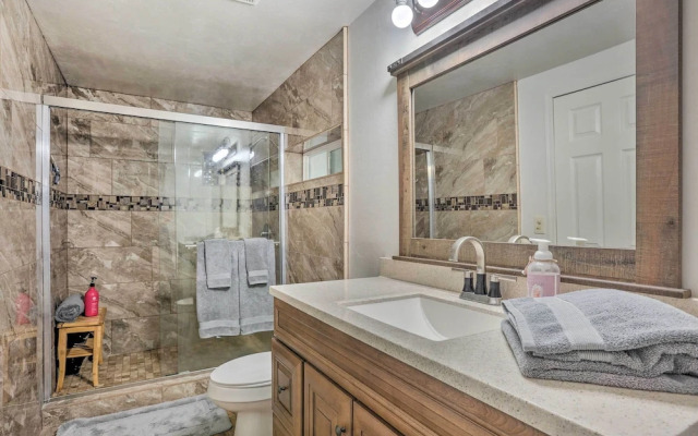 Charming Tucson Home w/ Covered Patio & Grill!