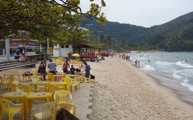 Kitnets Gracimar à 300mts Martin de Sá Caraguatatuba