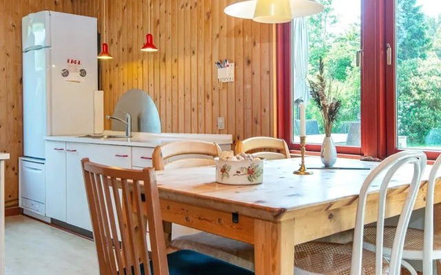 6 Person Holiday Home in Grenaa