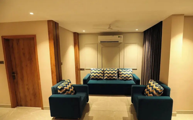 Geetanjali Hotel and Suites
