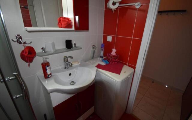 Lovely Studio Apartment in Loutraki, Greece