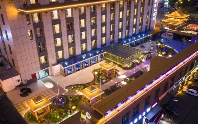 Xichang Guantang Hotel (Qionghai 17 Degrees Tang Garden Branch)
