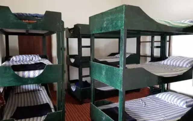 GreenLands Youth Hostel And International Tourist Home