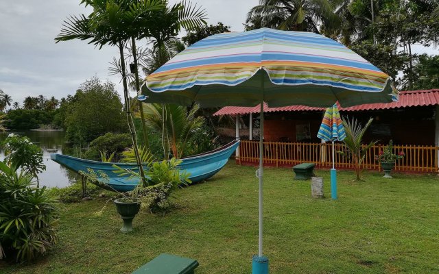 Lagoon Resort Goviyapana