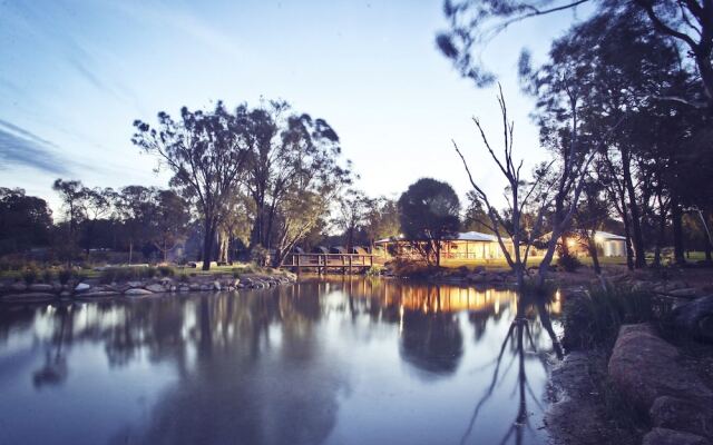 Billabong Camp, Taronga Western Plains Zoo