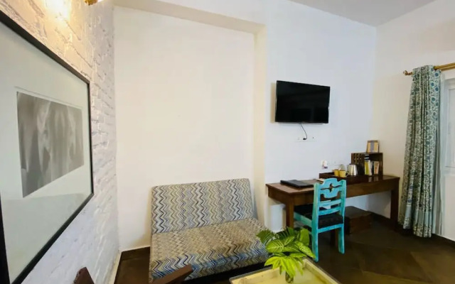 Mango Tree Courtyard Dehradun