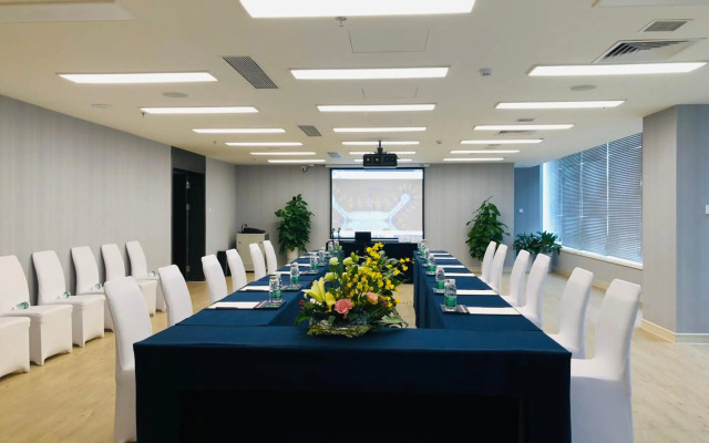 Garden Lane Meilan Airport