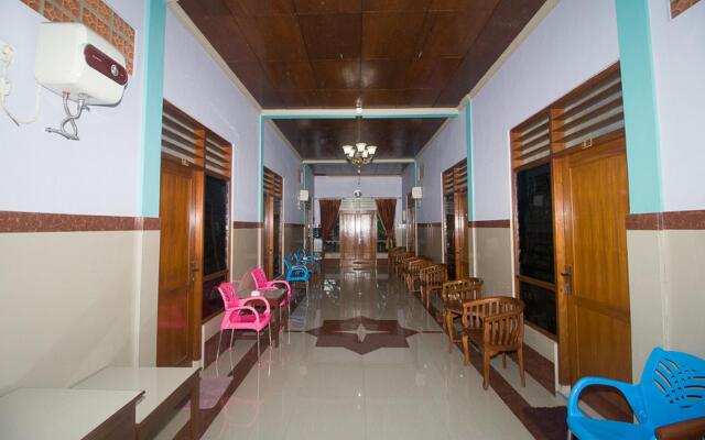RedDoorz Syariah near Alun Alun Bojonegoro