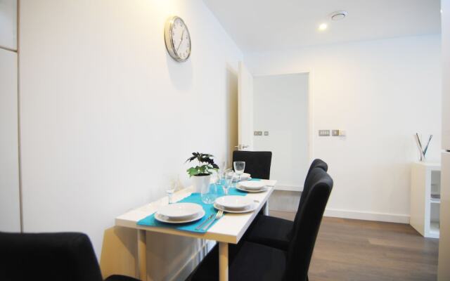 St Pancras Cosy Apartment - City Stay London