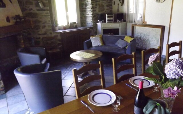 Gîte Cueyla 11 Personnes