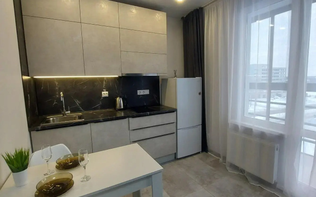 Apartamenty na prospekte Sozidatelej 114/2