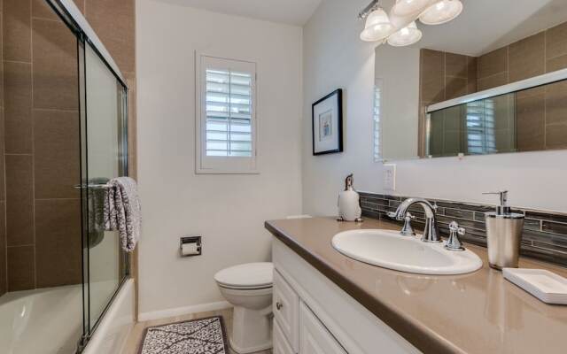 Hazelwood 2 Bedrooms 2 Bathrooms Home