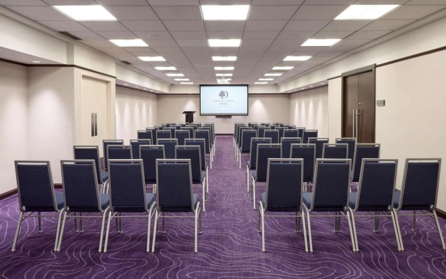DoubleTree by Hilton Montreal