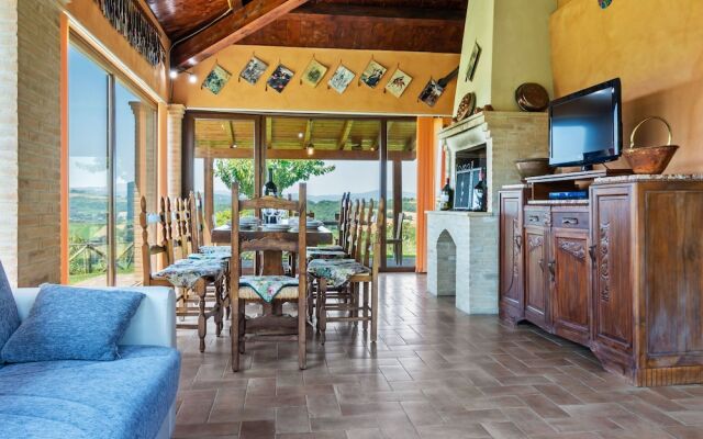 Charismatic Holiday Home in Montone With Private Pool