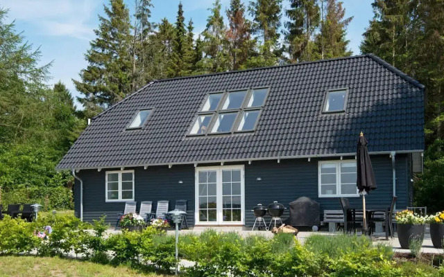 10 Person Holiday Home in Glesborg