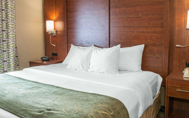 Comfort Suites Elkhart North