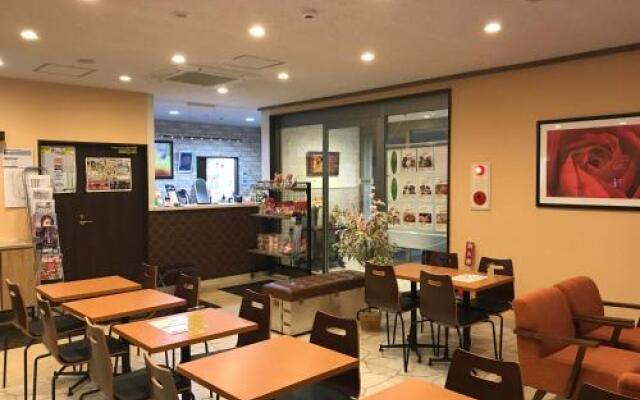 Conbini Ayersrock Hotel