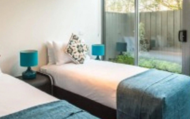 Orange Serviced Apartment