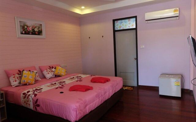 Aiyara House