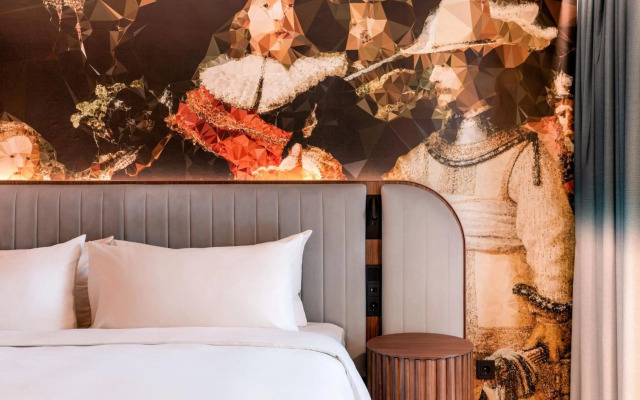 Renaissance Amsterdam Hotel