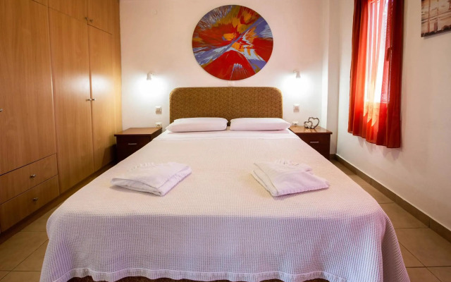 Romanos Beach Villas