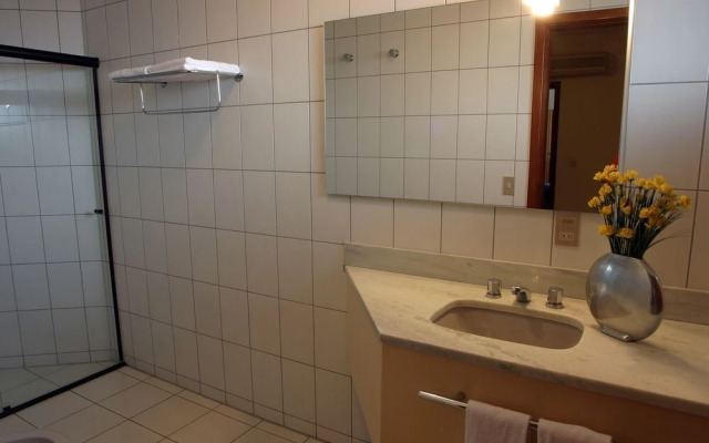 Lagoa Serena Flat Hotel