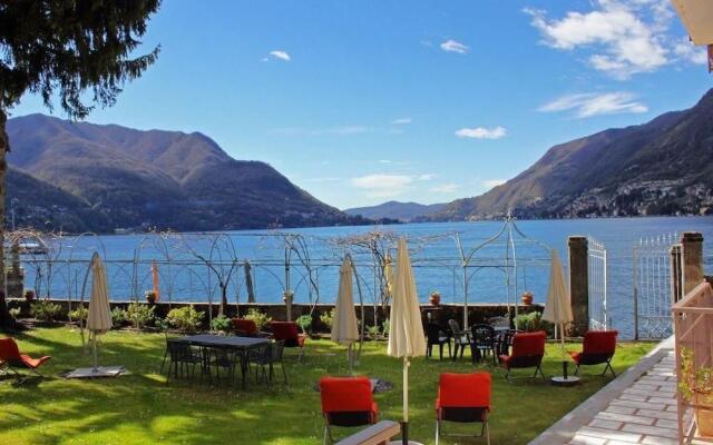 Lake Como Beach Resort and Villas