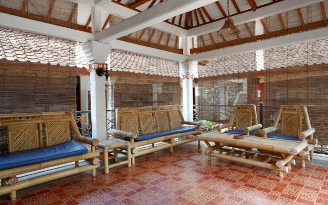 RedDoorz near Mayura Park Lombok 2