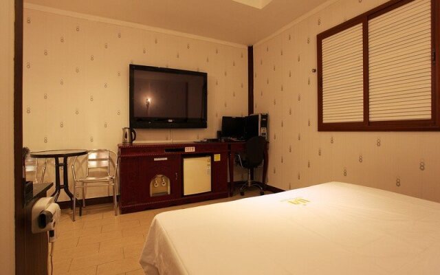 Hotel A1 Suwon