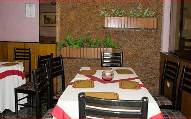 Yours Hotel Lifestyle