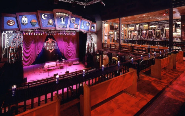 Hosteeva Oceanview Condos