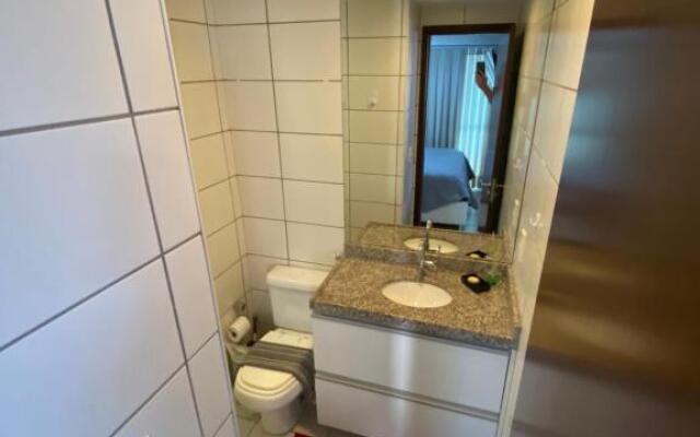 Apartamento Beira Mar 14º andar com 2 Quartos