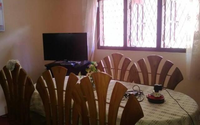 Damith Tourist Inn