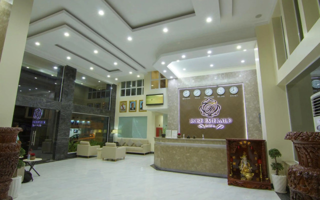 Rose Emerald Hotel