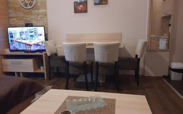 Apartman Marija M13 Milmari