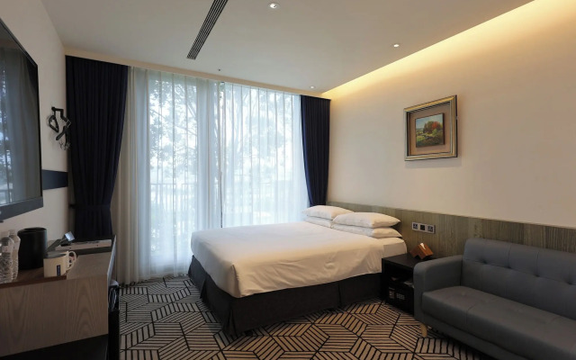 Royal Roi Hotel