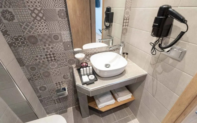 Grand Port Suites Thessaloniki