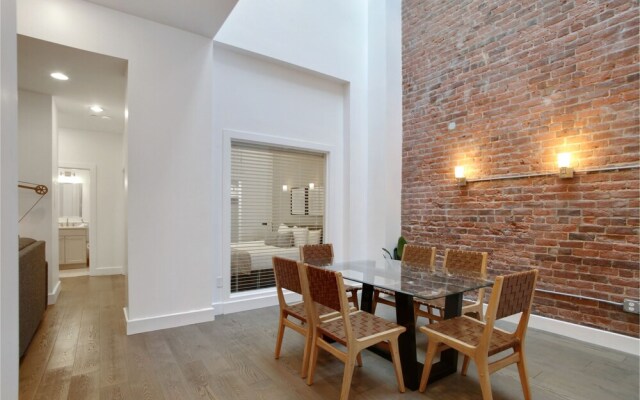 Roami at Bourbon Place