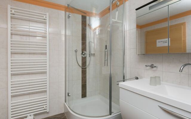 Splendid Apartment in Aschau im Zillertal With Garden