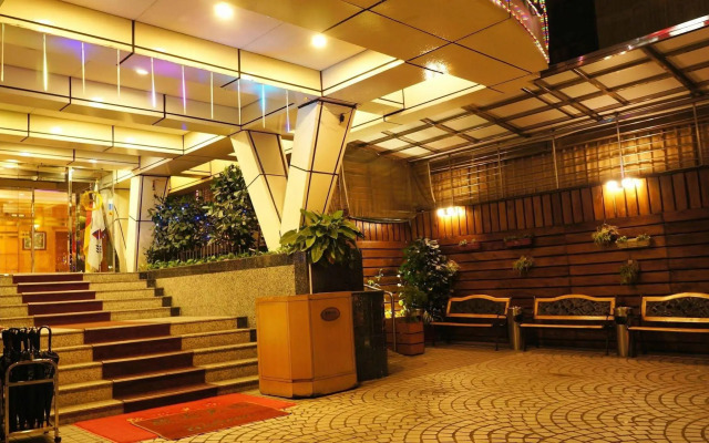 Oriental Hotel