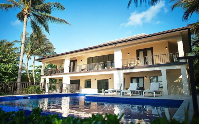 Beachfront Villa With Long Private Pier and Pool