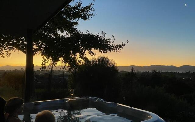 Views over Blenheim - Blenheim Holiday Home