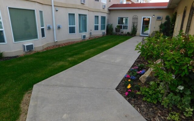 Western Budget Motel & Suites - Leduc #3