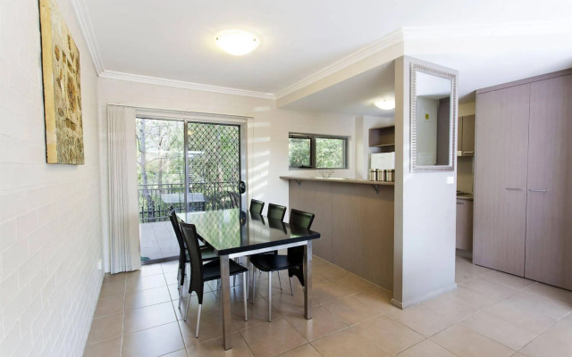 Bluegum Apartments
