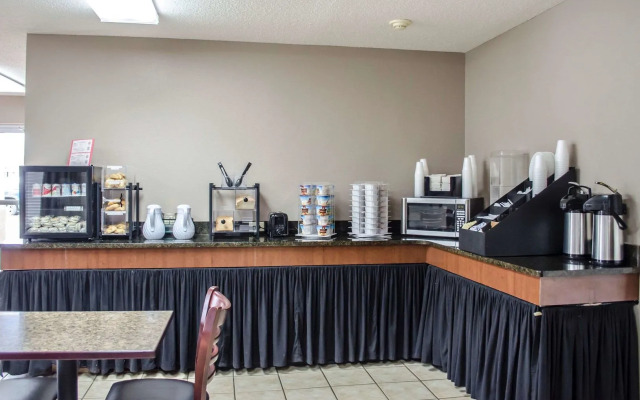 Red Roof Inn Defuniak Springs